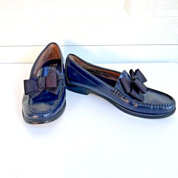 G.H. BASS & Co. Weejuns Lillian Navy Leather Women's Bow Loafers Size 8M - Picture 1 of 10